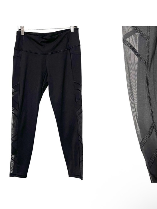 Victoria's Secret Pants - VICTORIA’S SECRET Sport Mesh Inset Cropped Leggings L
